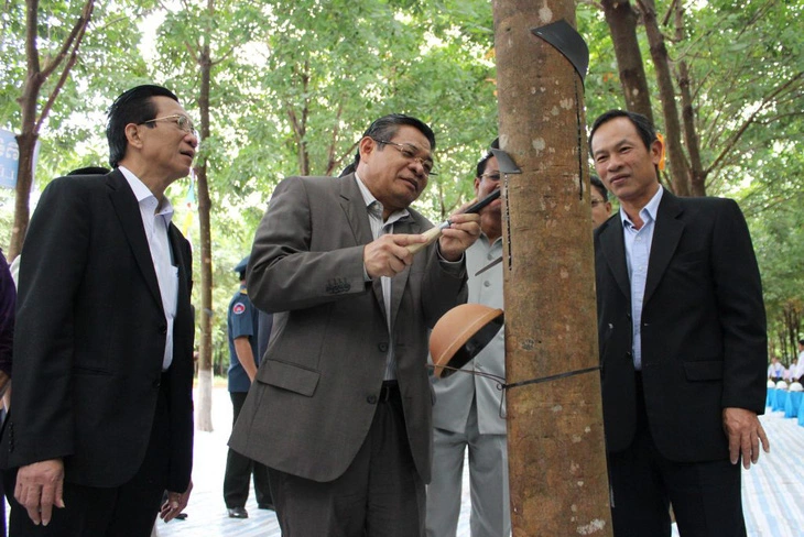Kỳ tích cao su Việt Nam trên đất Campuchia - Kỳ 1: Niềm tin với người Việt